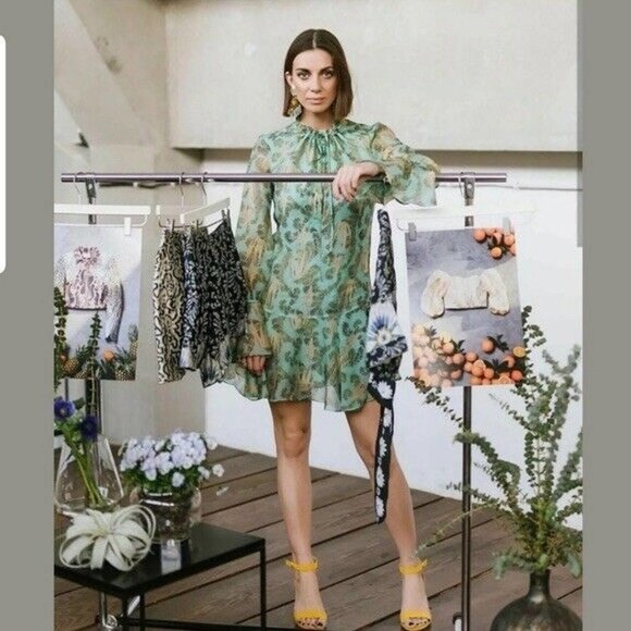 H&M CONSCIOUS EXCLUSIVE LYOCELL BLEND GREEN DRESS SIZE US 6 BLOGGERS FAVORITE - Picture 4 of 16